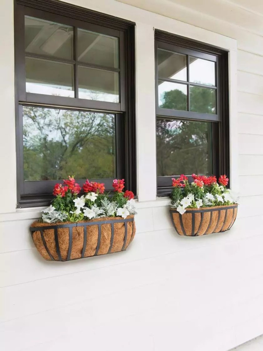 Planters & Raised Beds * | Gsc Aquasave Oxford Window And Deck Planters