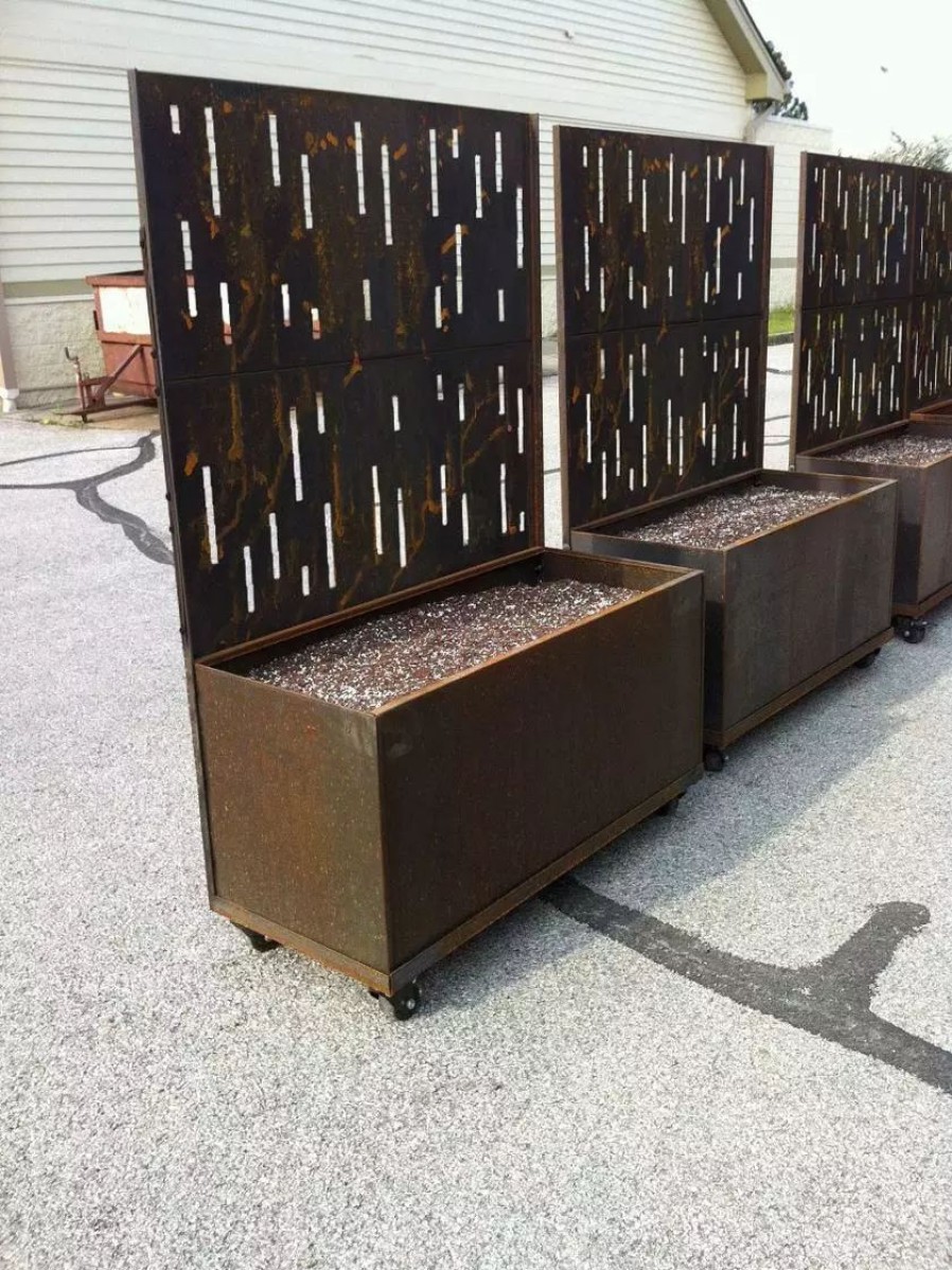 Planters & Raised Beds * | Gsc Nice Corten Trough Planters With Privacy Screen