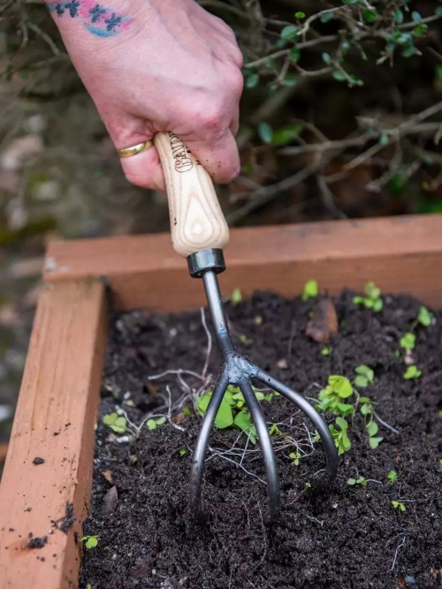 Garden Tools * | Gsc Gardener'S Lifetime Cultivator