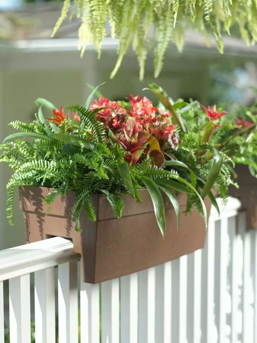 Planters & Raised Beds * | Gsc Self-Watering Railing Planter