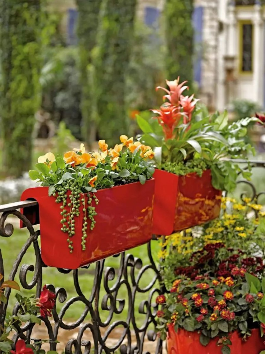 Planters & Raised Beds * | Gsc Viva Self-Watering Balcony Railing Planter